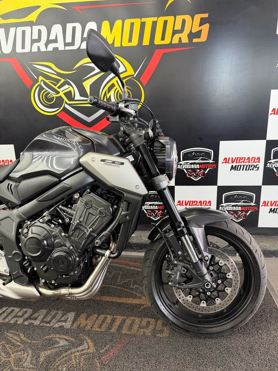 CB 650R 24/24  - Foto 5
