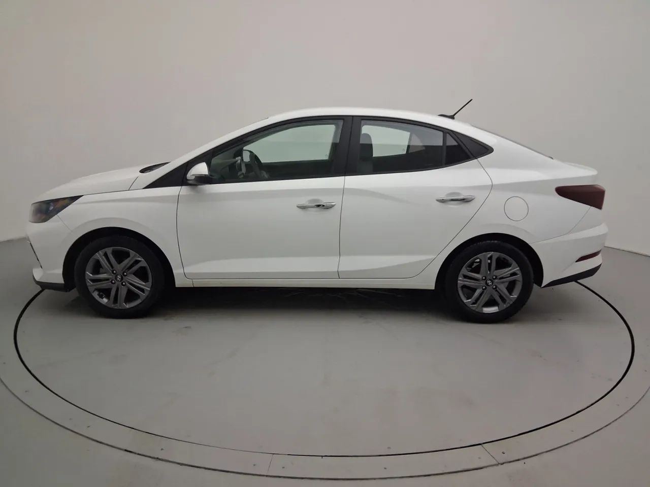 Hyundai HB20S Limited 1.0 TB Flex 12V Aut., foto 2 de 18