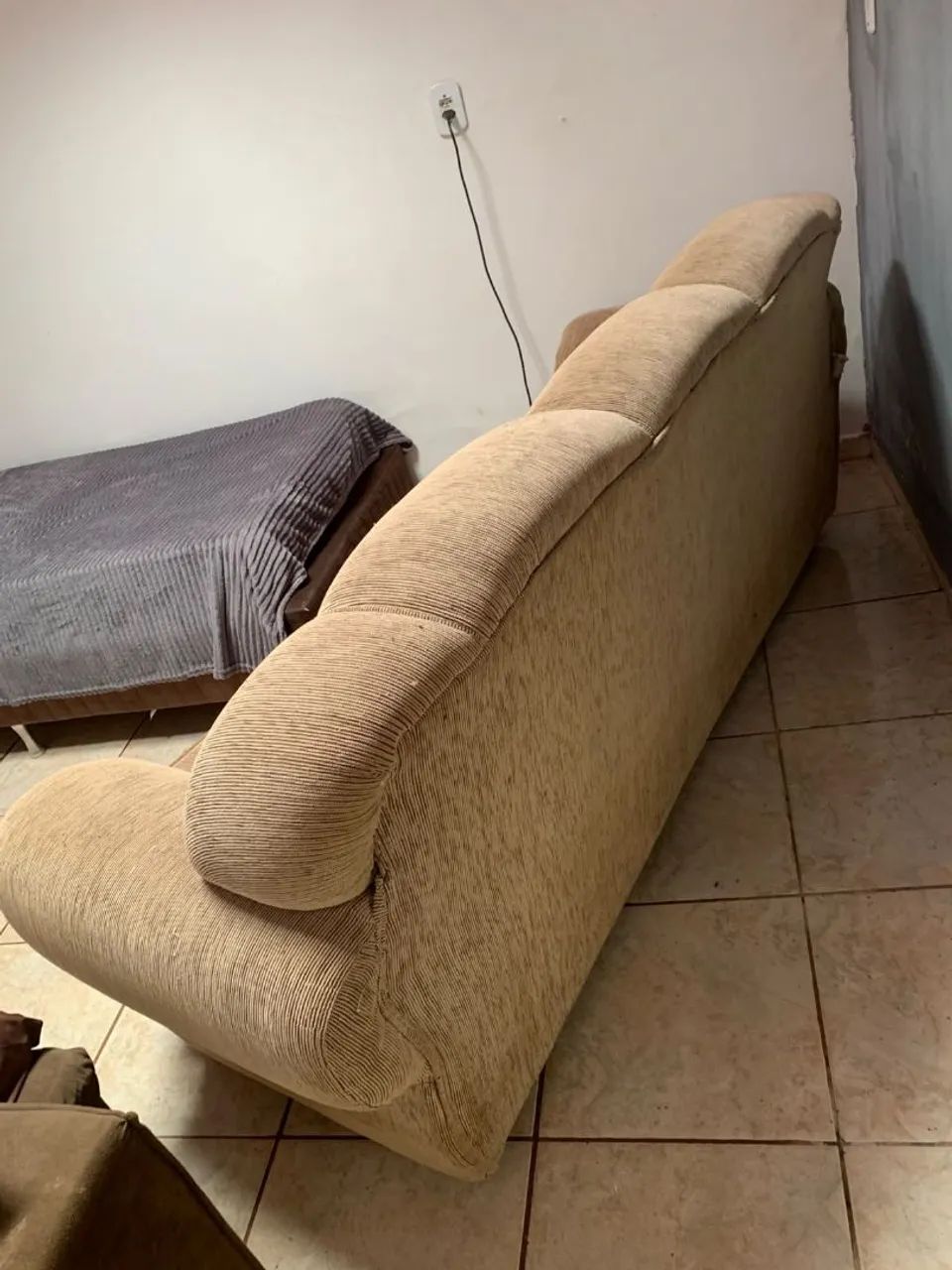 SOFA IMPECÁVEL SEM DANOS  - Foto 3