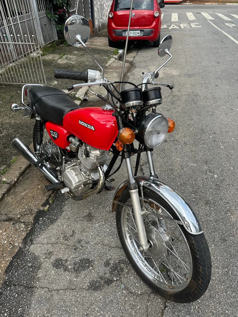VENDO CG BOLINHA 1982