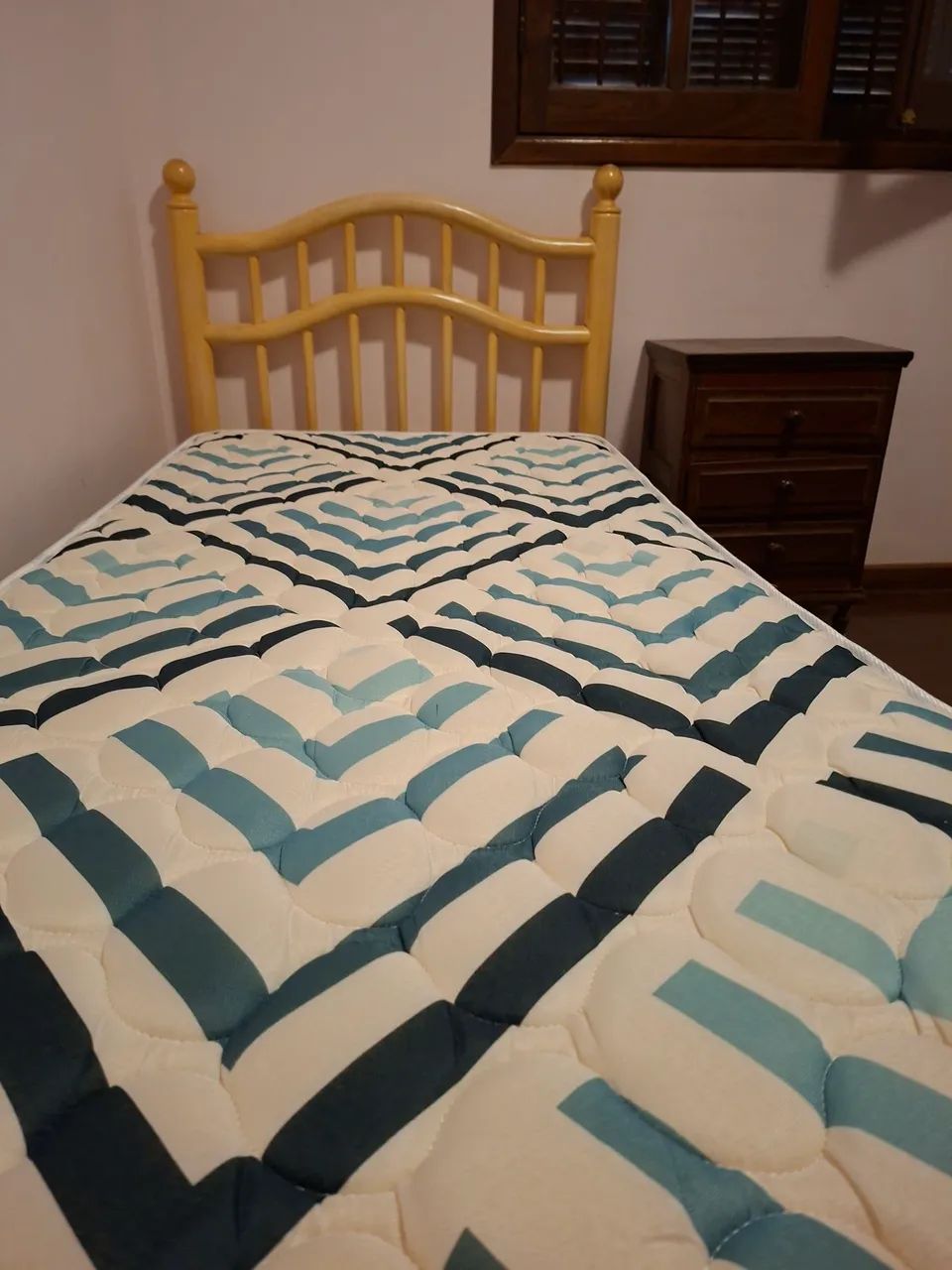 VENDER RÁPIDO Cama+Colchão SEMINOVOsolteiro  - Foto 3