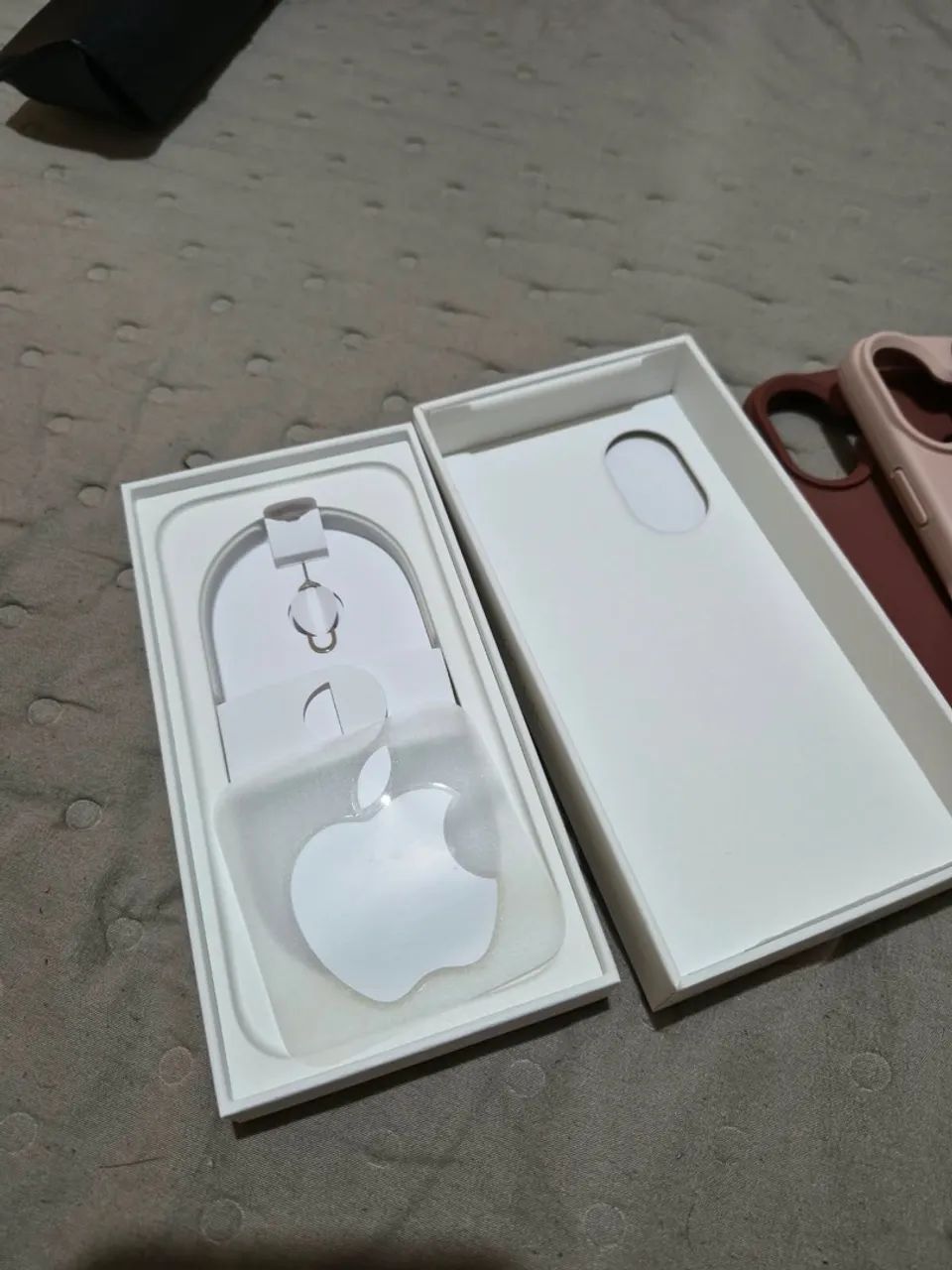 iPhone 16 branco  - Foto 3