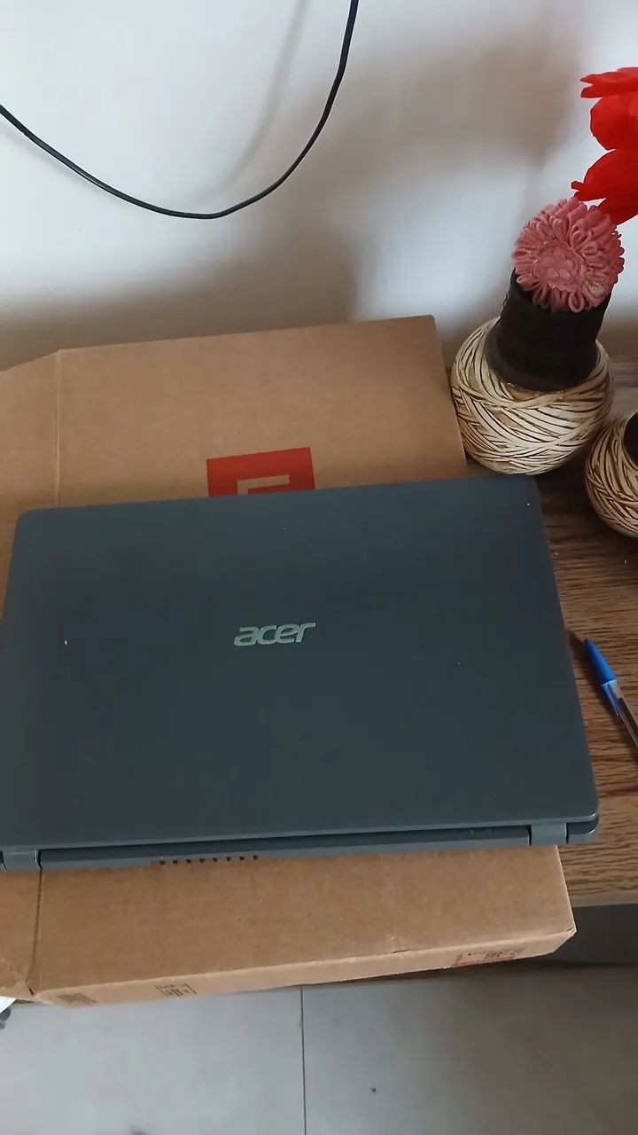 Vendo Notebook ACER ASPIRE 3