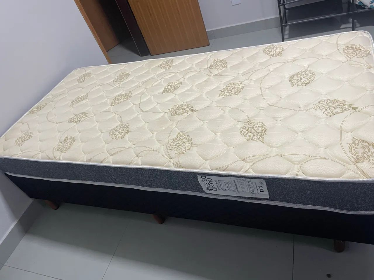 Vendo cama de solteiro  - Foto 3