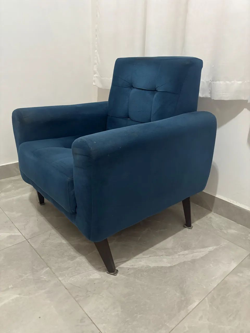 Poltrona em bom estado 444757592381204480