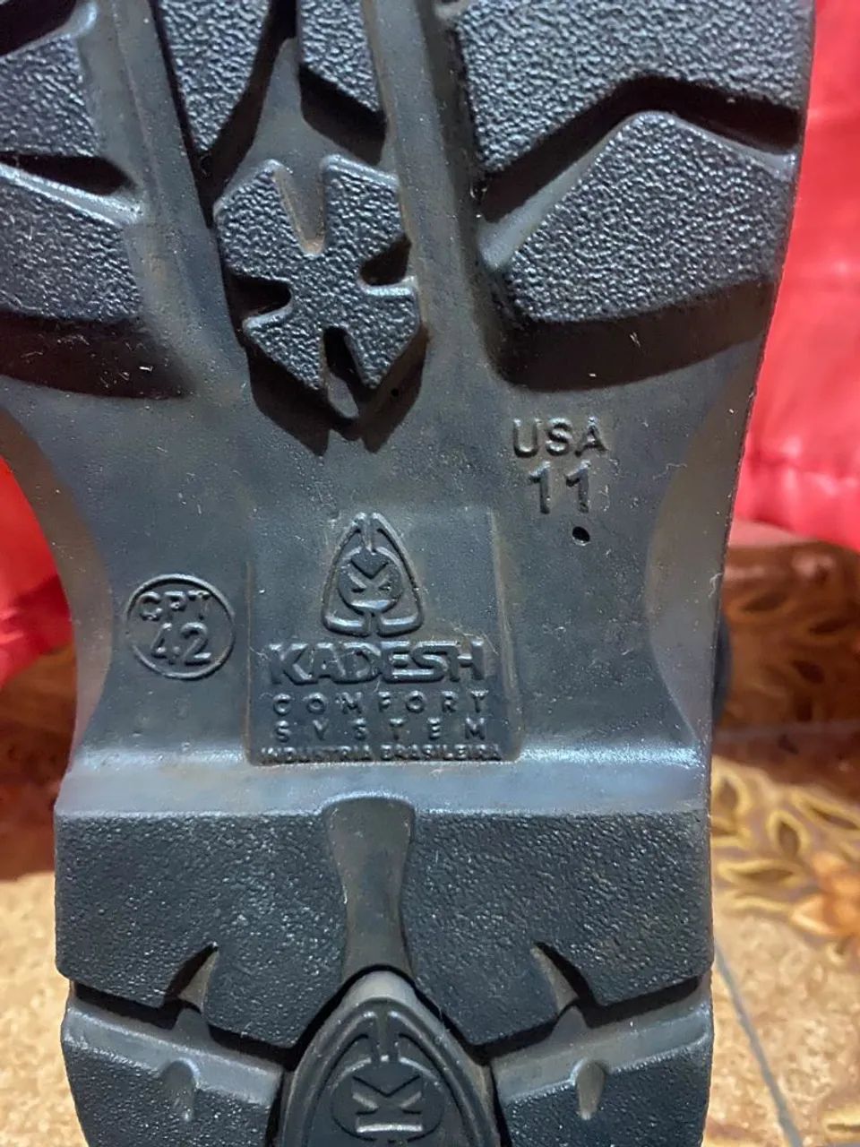 Estou vendendo essa bota - Foto 2