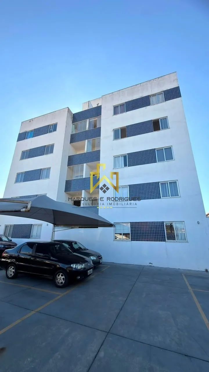 APARTAMENTO com ELEVADOR