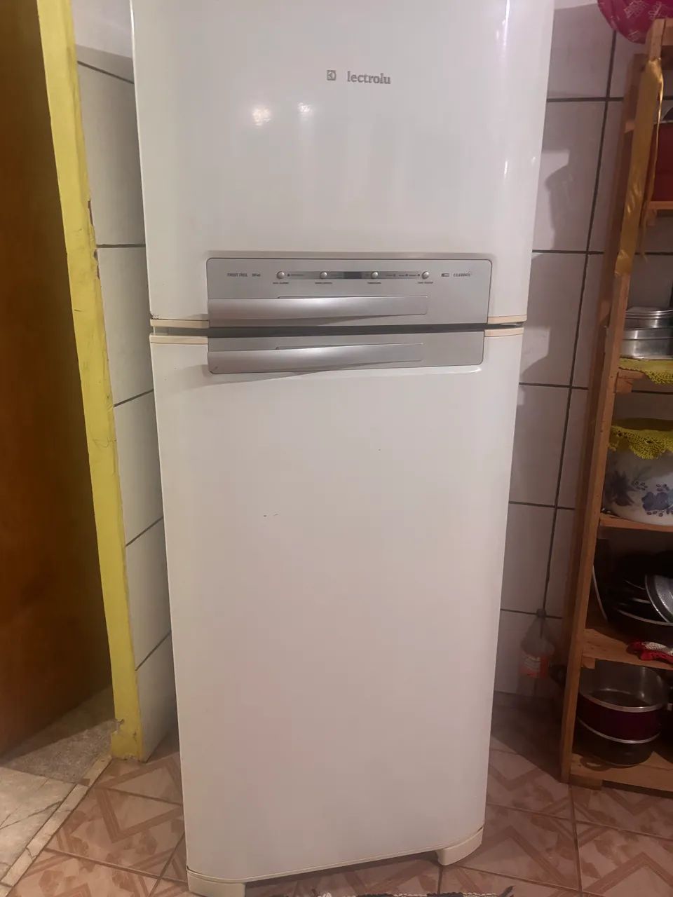Geladeira Electrolux  sem nova  - Foto 4