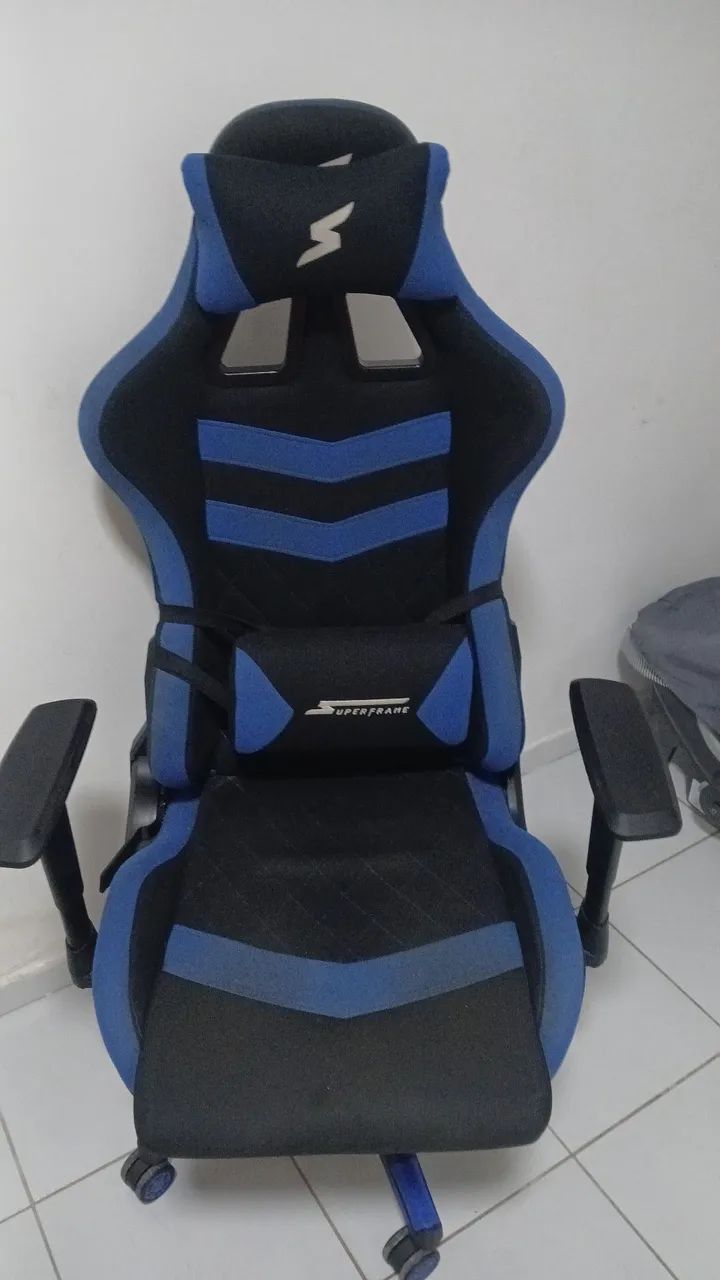 Cadeira gamer nova 