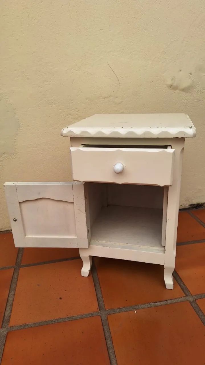 Criado mudo madeira maciça - Foto 3