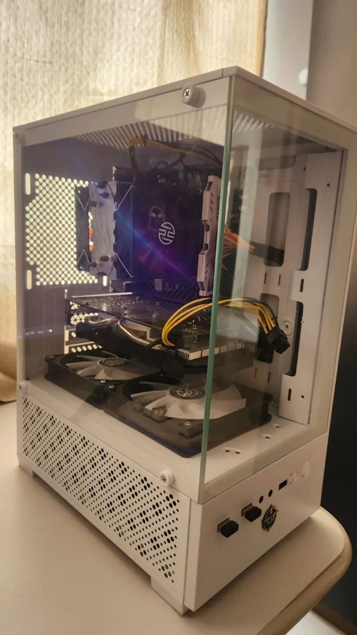 CPU AMD Ryzen 3 - 12Gb RAM e placa de vídeo de 8Gb
