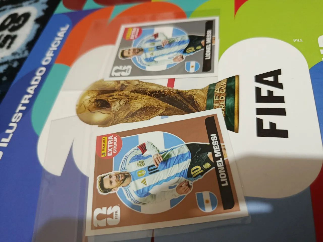 Figurinhas legends Lionel Messi original ótimo estado  - Foto 3