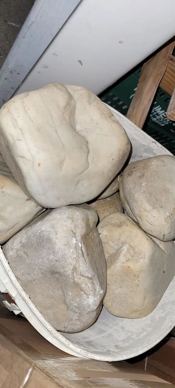 ROCHAS LISAS SEIXOS DE RIO COR CLARA PARA AQUÁRIOS OU PAISAGISMO EM TERRÁRIOS OU JARDINS  - Foto 3