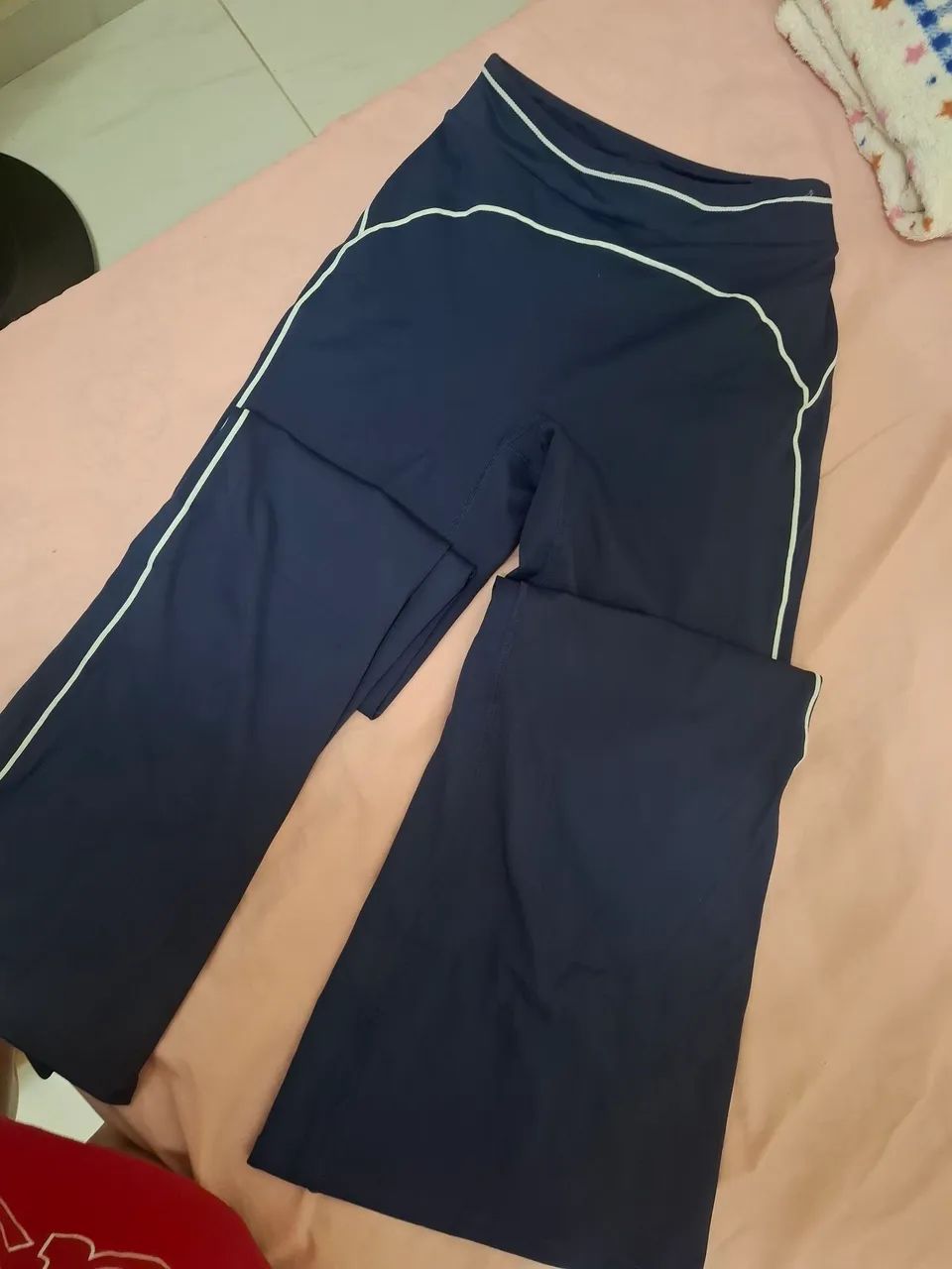 Conjunto de academia azul marinho calça e top - Foto 3