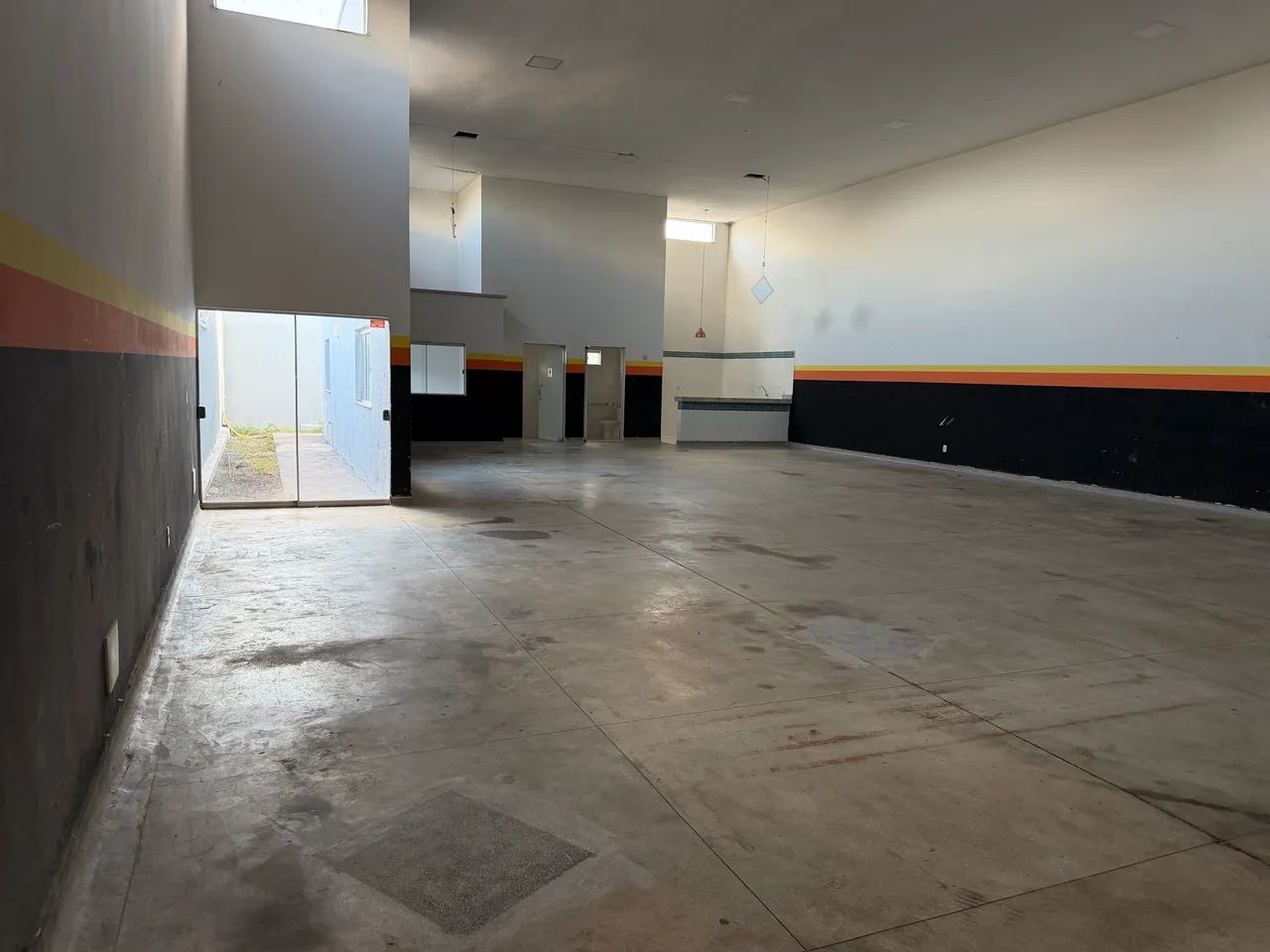 Aluga se Galpão Comercial  - Foto 5