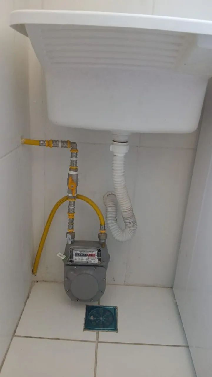 Instalações e reparos elétricos e hidraulicos