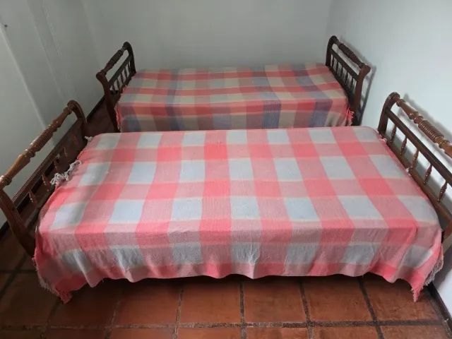 Cama de solteiro madeira maciça com colchão vintage - Foto 2