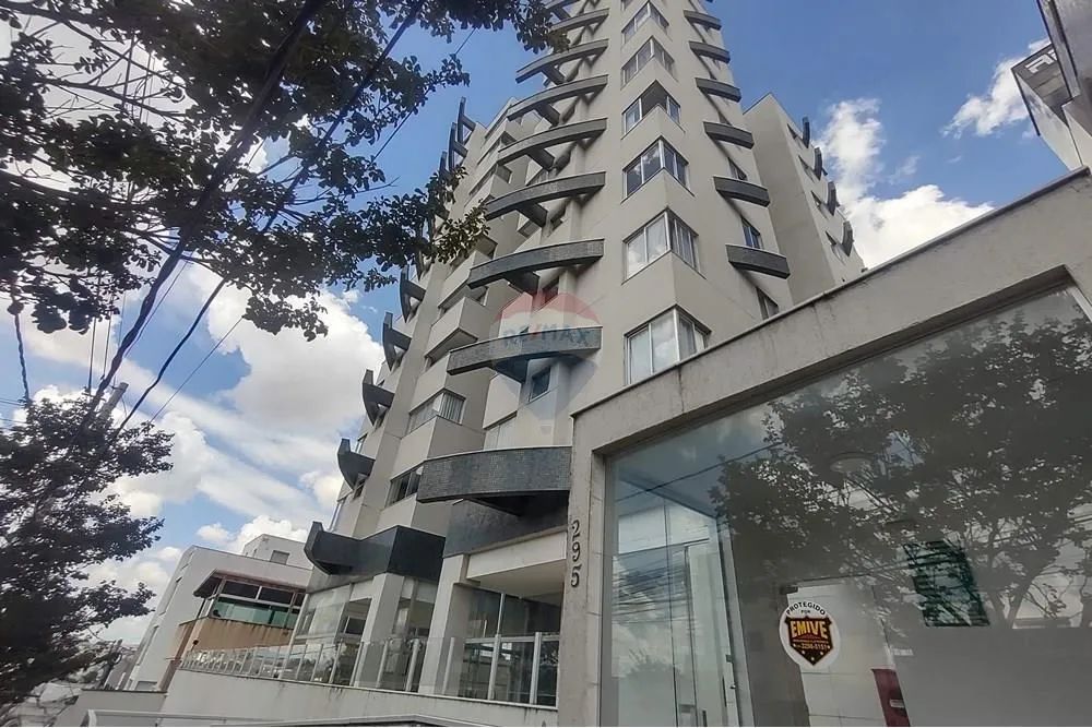 Apartamento 2 Quartos para Alugar em Cabral