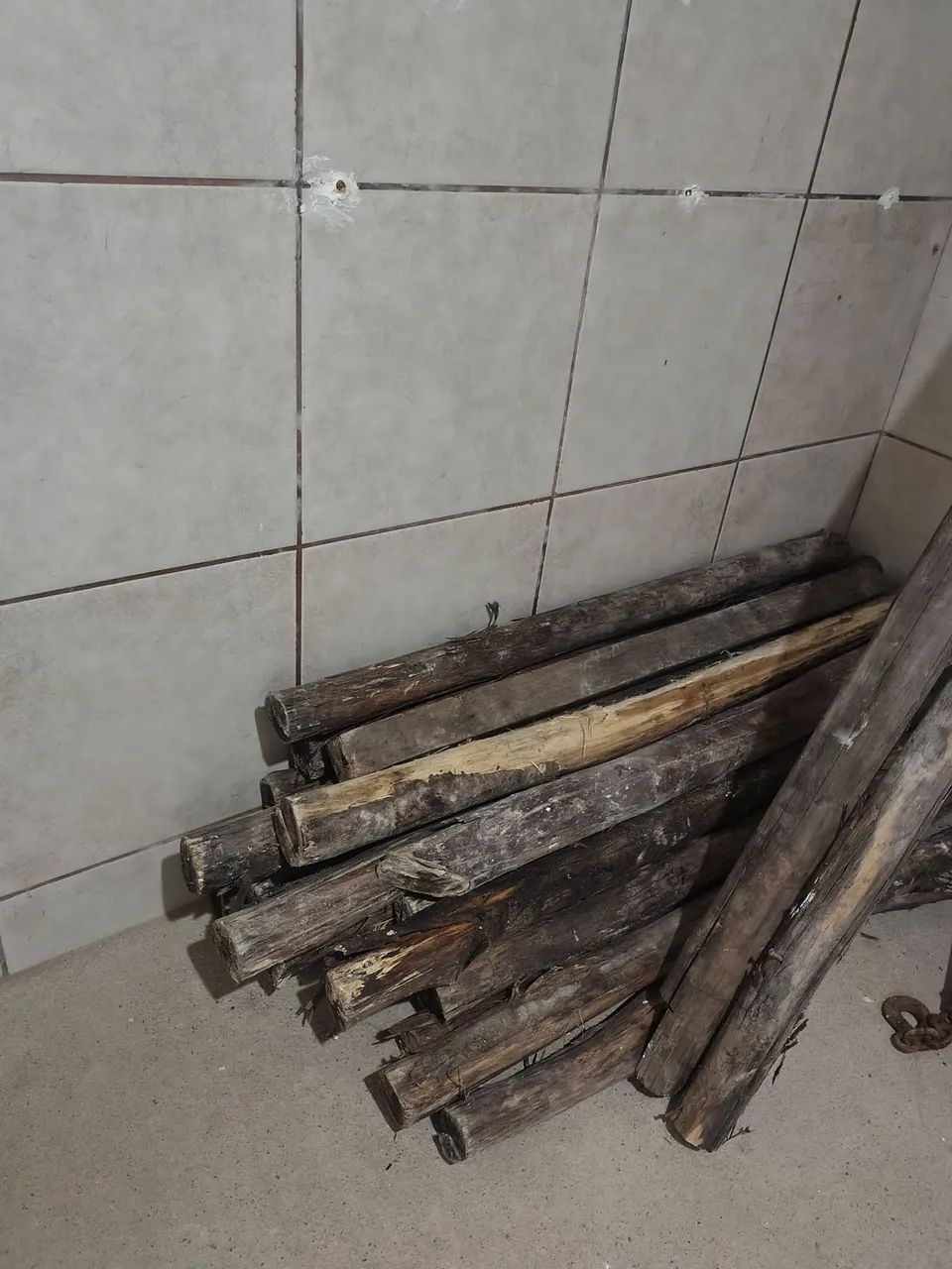 Pontaletes para obra fazer lenha etc - Foto 3