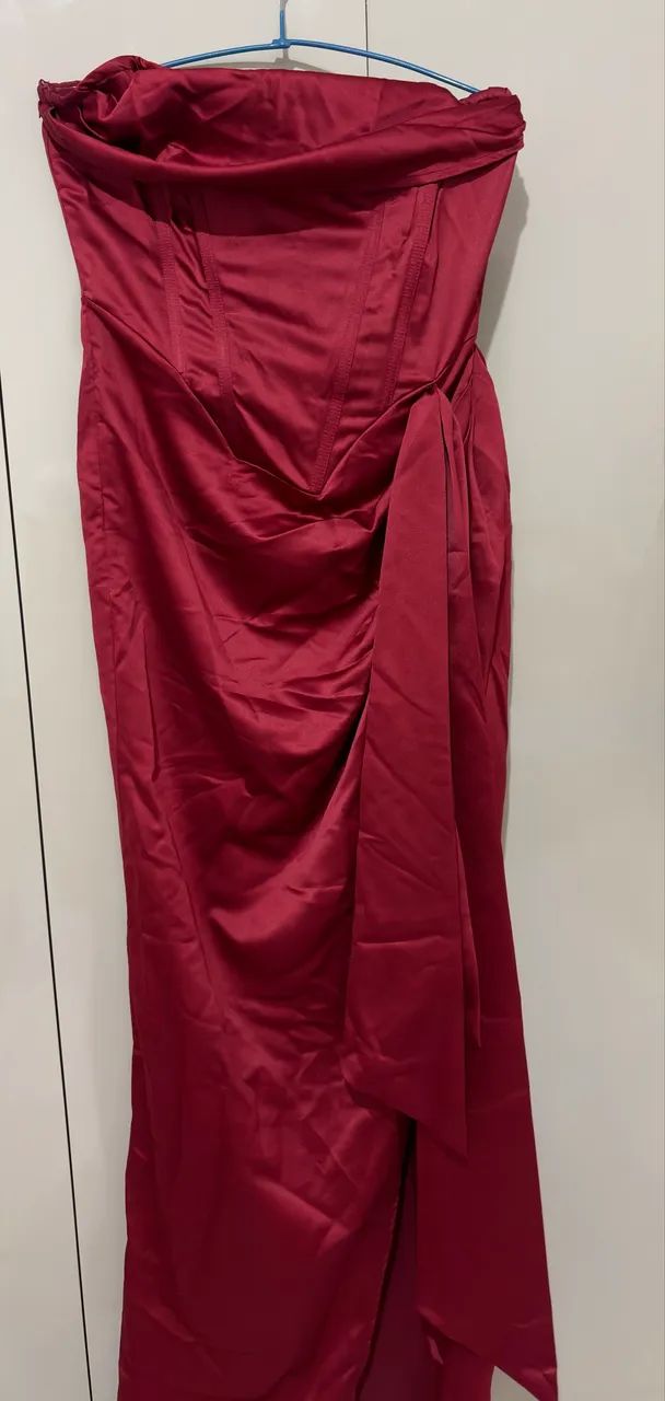 Vestido formal vinho novo! 