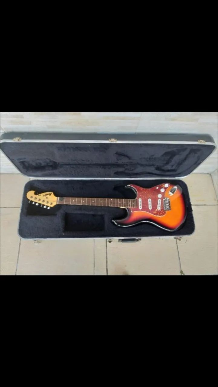 Guitarra Tagima mg com case aceito troca  - Foto 4