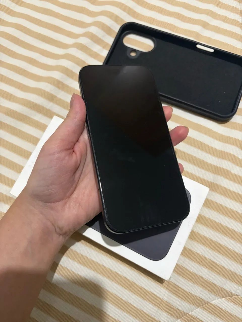 iPhone 16  - Foto 2