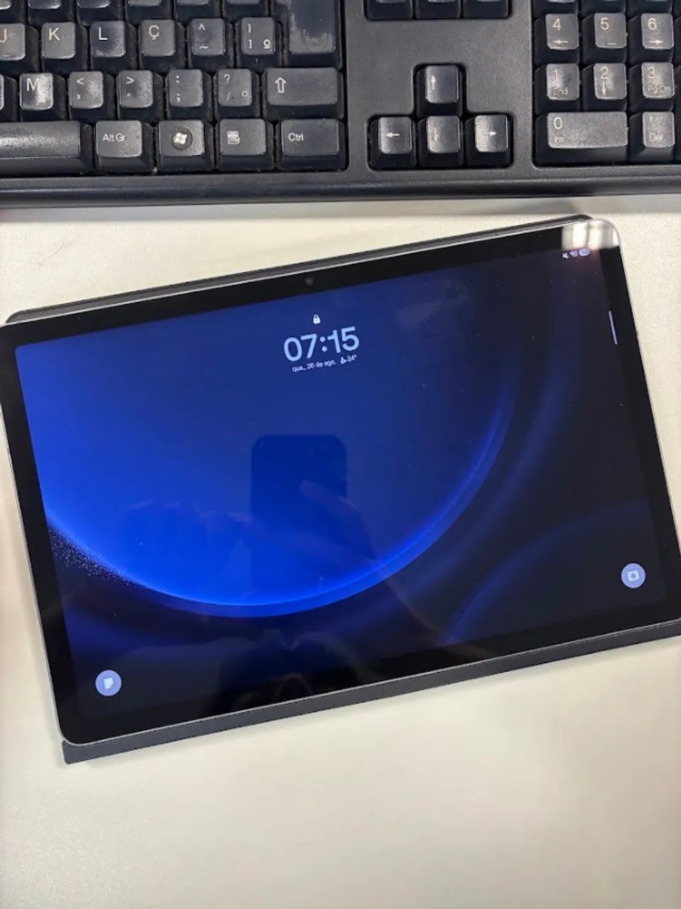 Tablet Samsung Galaxy Tab S9 FE Wifi, 128GB, 6GB RAM, 10.9" - Foto 2
