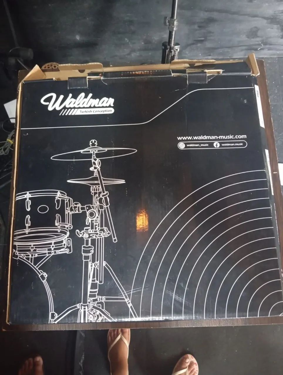 Kit Pratos WALDMAN B20