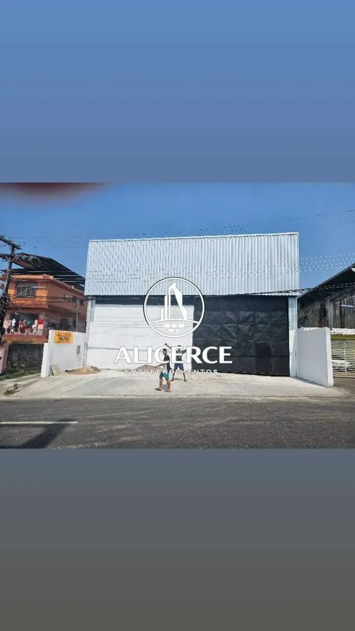 ALUGO GALPÃO NOVO COM 500 M2