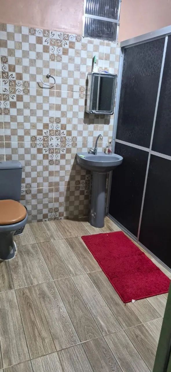 Vende-se ou troca-se casa de 4 qts. - Foto 4