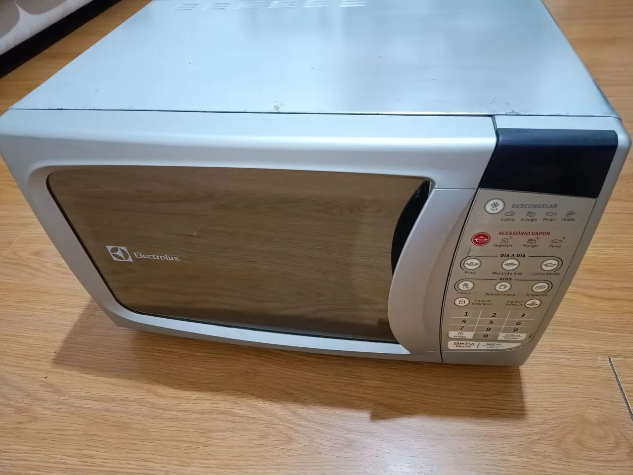 Microondas Eletrolux Inox  - Foto 4