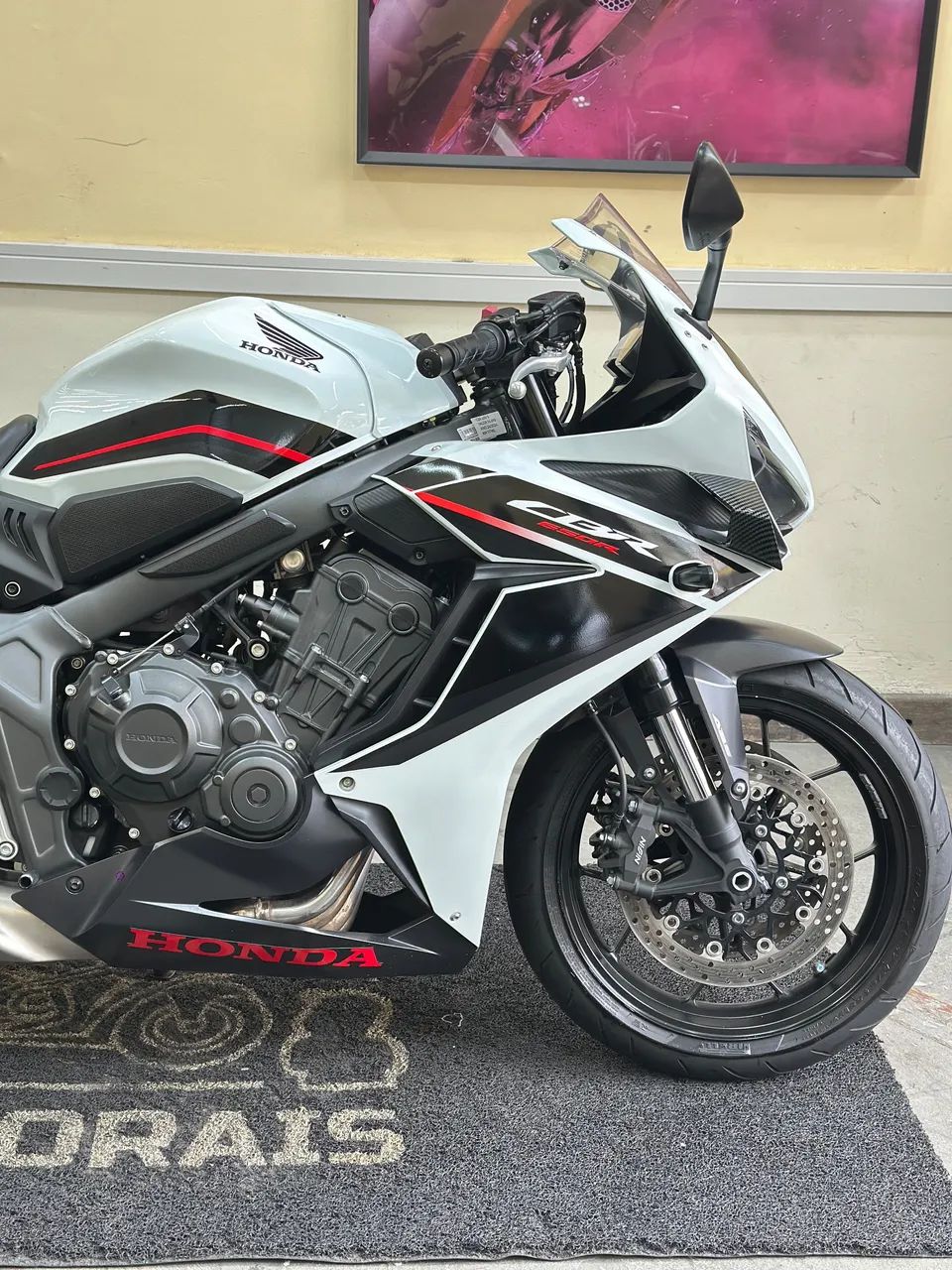 Honda CBR 650 R - Foto 2
