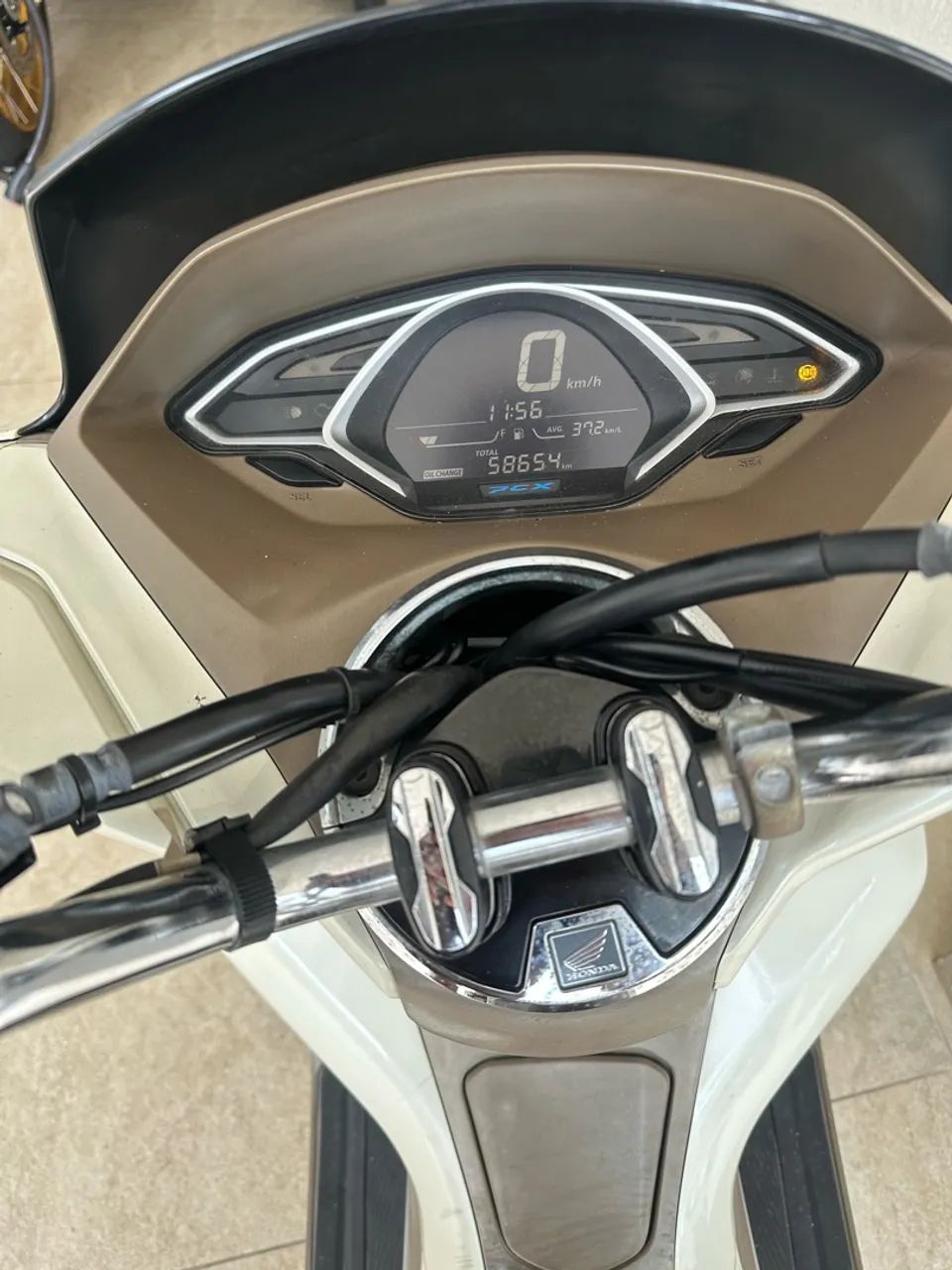 PCX DLX 2019 - Foto 5