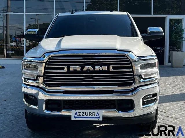 Ram 3500 3500 LARAMIE 6.7 TB CD 4x4 Diesel 2022