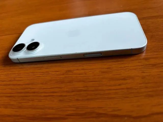 Iphone 16 Desbloqueado 128GB Branco - Foto 3