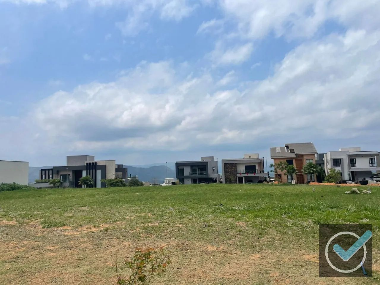 Terreno à venda em Altavis Aldeia da Serra, Santana de Parnaíba