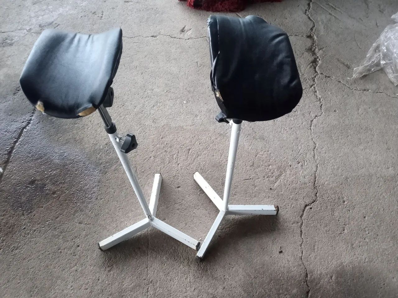 2 BRAÇADEIRAS PARA COLETA DE SANGUE - Foto 2