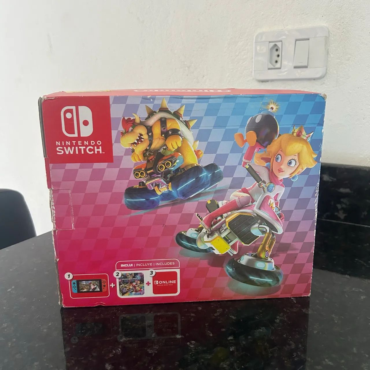 Nintendo Switch Completo na Caixa - Excelente Estado!