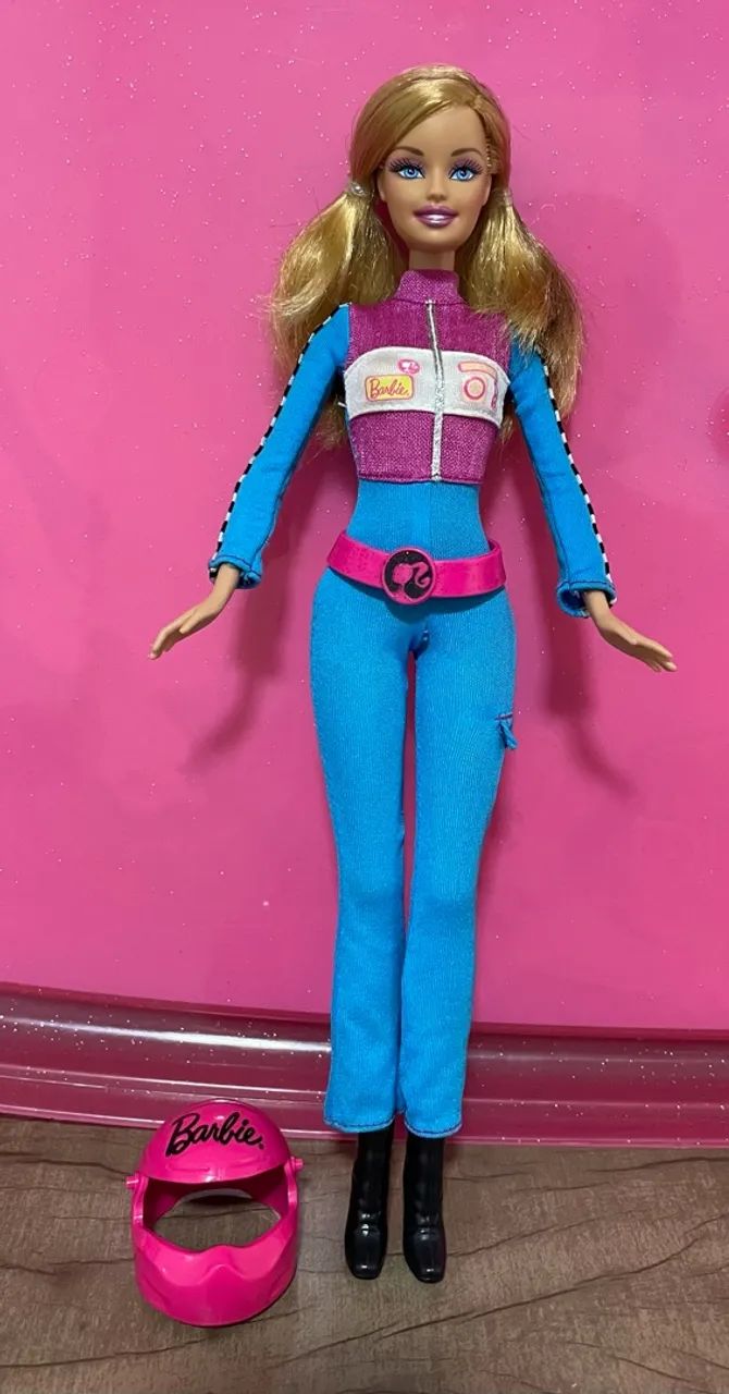 Barbie Quero Ser Piloto de Corrida  - Foto 2
