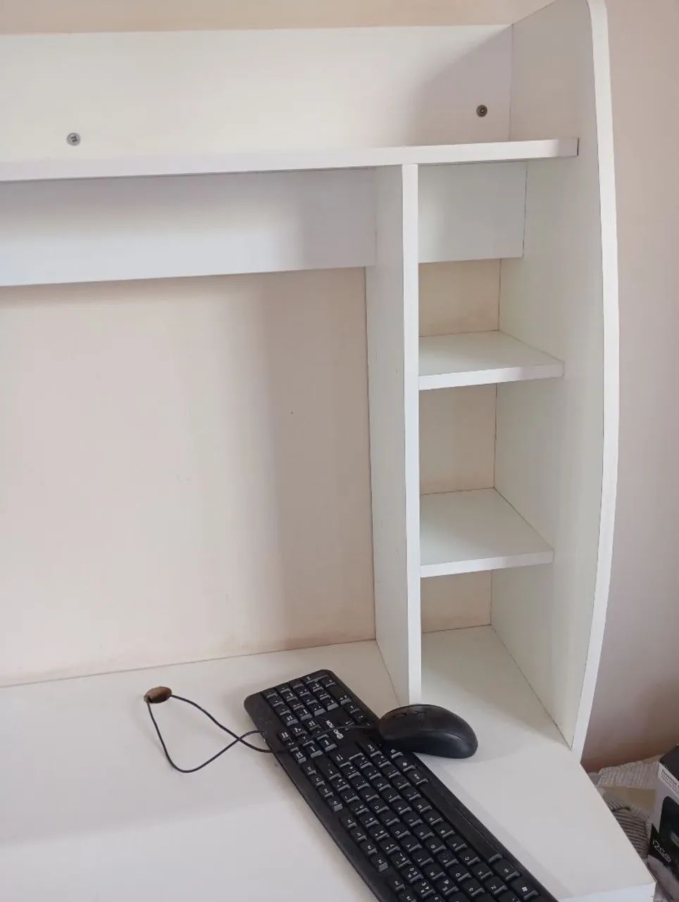 Mesa de computador suspensa  - Foto 2