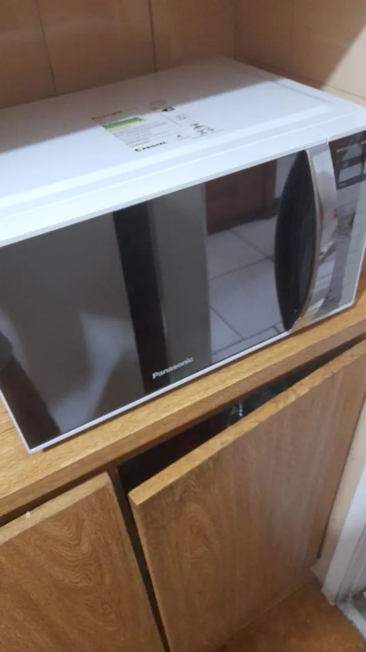 Micro-ondas Panasonic 11lts - Foto 4