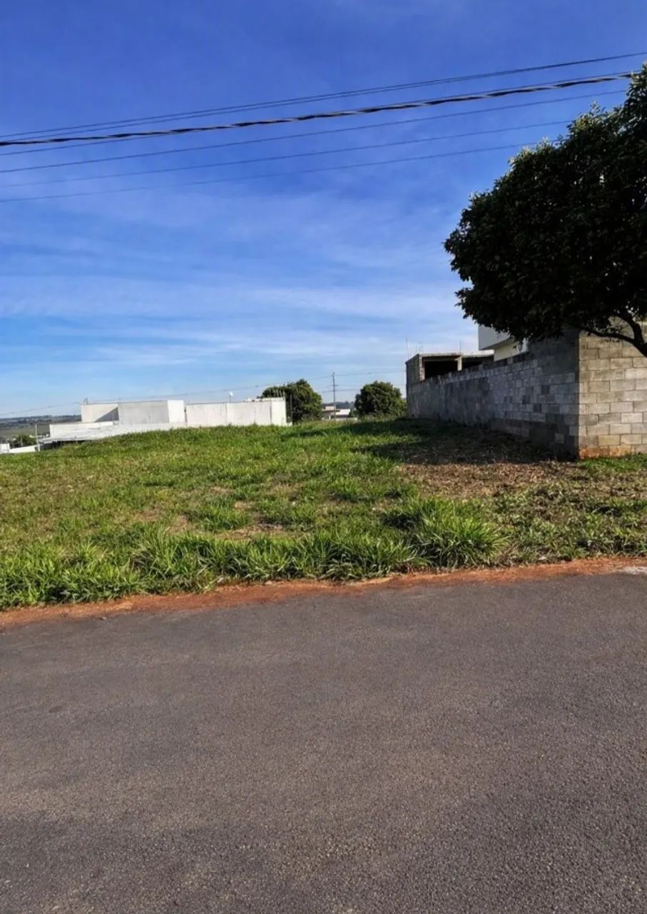 Terreno 220m² Parque Metropolitano I
