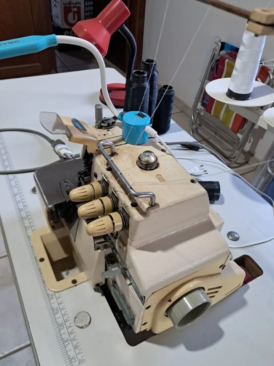 Maquina Overloque Lanmax  - Foto 3