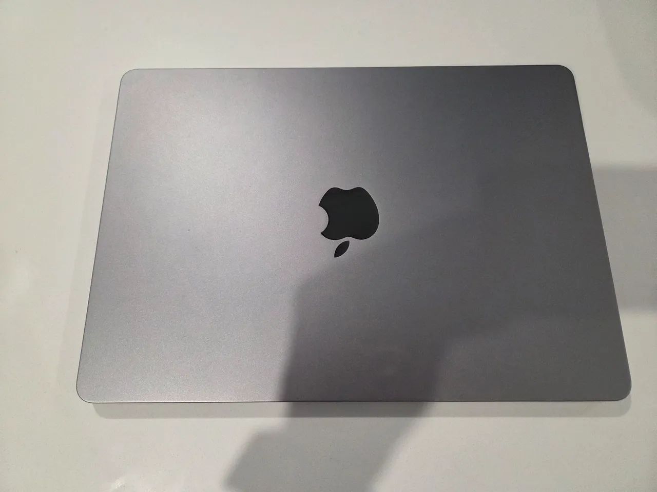 MacBook Air M2 13.6