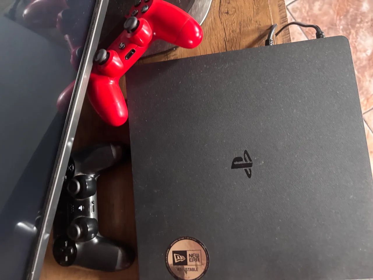 PlayStation 4 slim - Foto 3