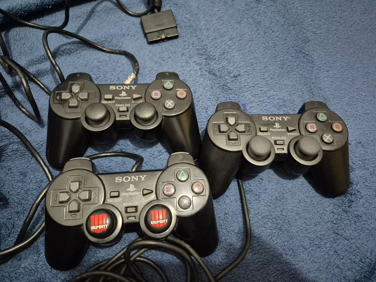 3 controles de PS2 original Sony. 