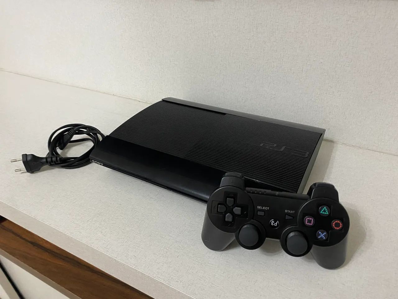 PlayStation 3 (PS3) super slim desbloqueado  - Foto 3