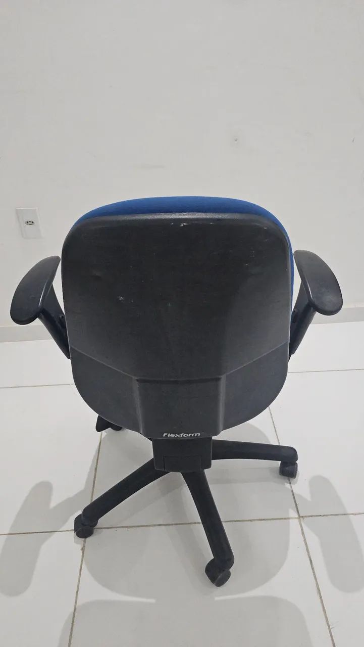 Cadeira Diretor Flexform Azul - Foto 3