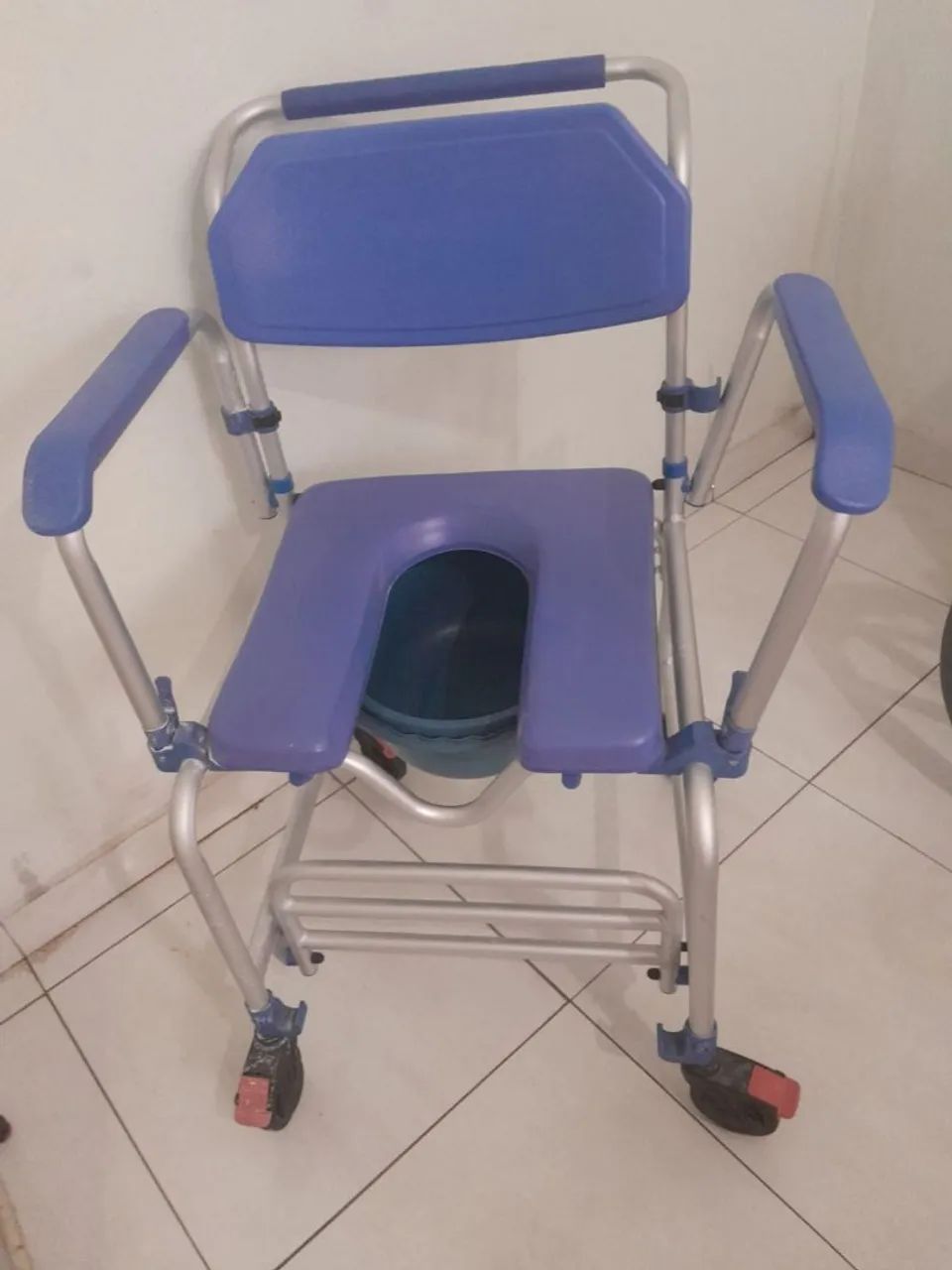 Cadeira de banho Procirurgica