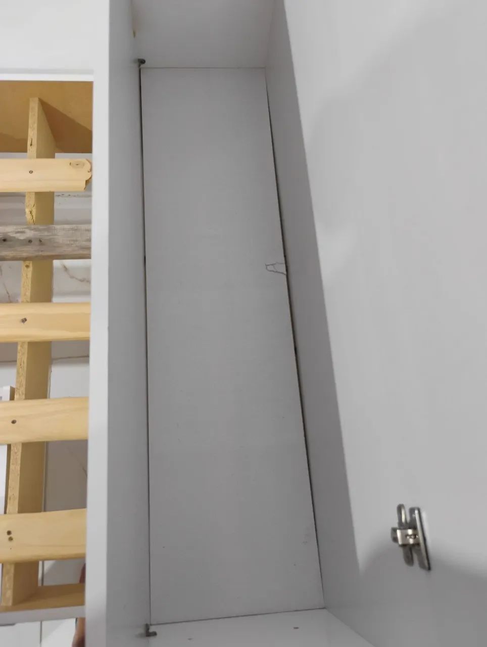 Cama de solteiro com 2 gavetas e baú 64962683394819123